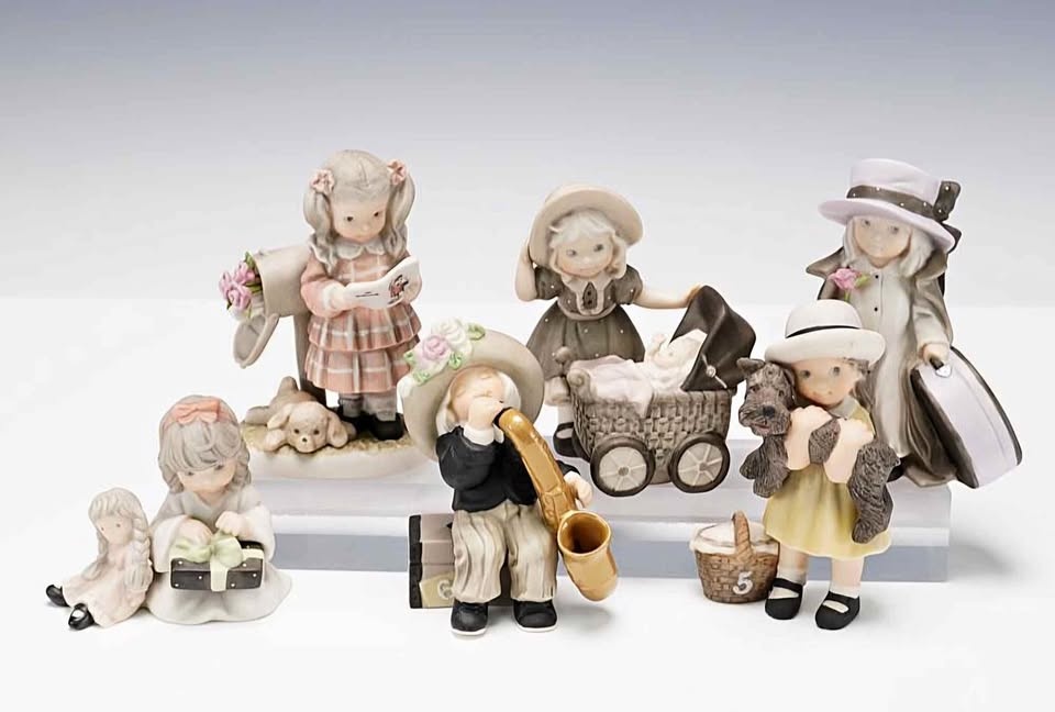 Enesco Kim Anderson "Pretty as a Picture" Figurines
