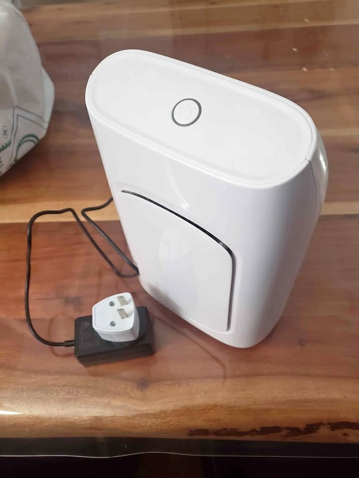 Dehumidifier ideal for washroom