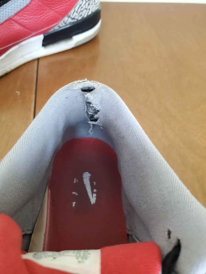 Nike Air Jordan III Retro Size 10.5 - photo 4