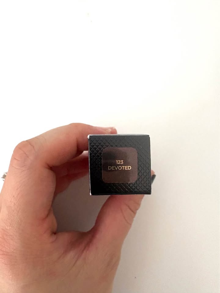 Tom Ford Liquid Lip Luxe Matte Devoted - photo 3