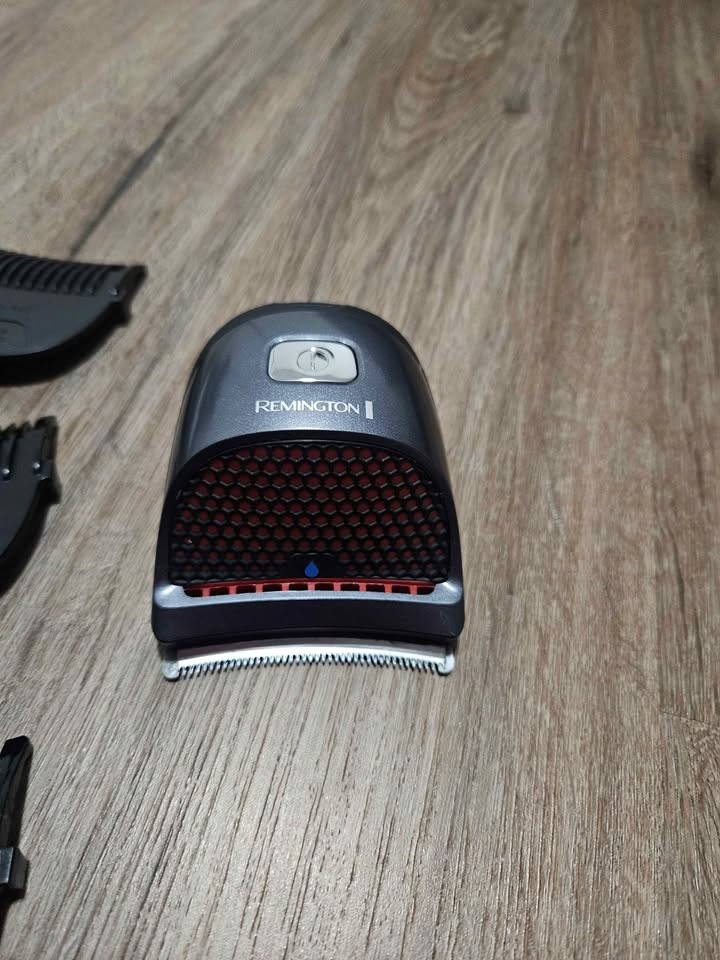 REMINGTON HC4250 SHORTCUT Pro Hair Clipper Kit - photo 4