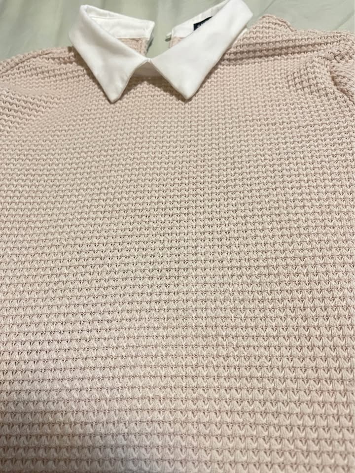 Shein Cream Knit Top with White Collar – Size S – Like New - photo 2