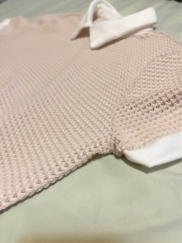 Shein Cream Knit Top with White Collar – Size S – Like New - photo 3