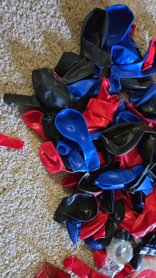 Spiderman Party Balloons - photo 2