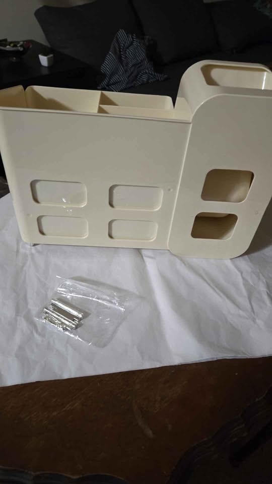 Bathroom storage - photo 3