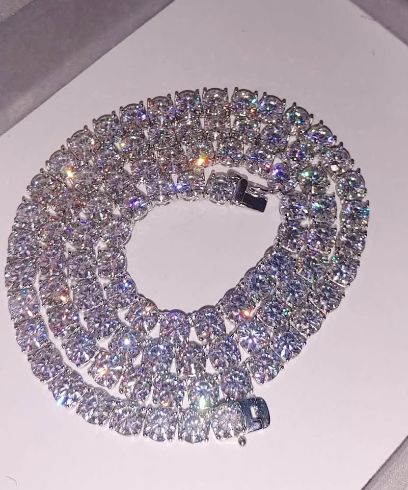 Exquisite 91 ct Tennis Chain 24" VVS1 Lab Diamonds