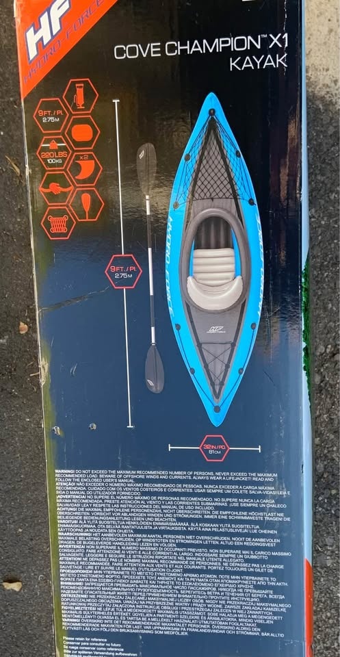 Kayak w/paddle new in box - photo 3