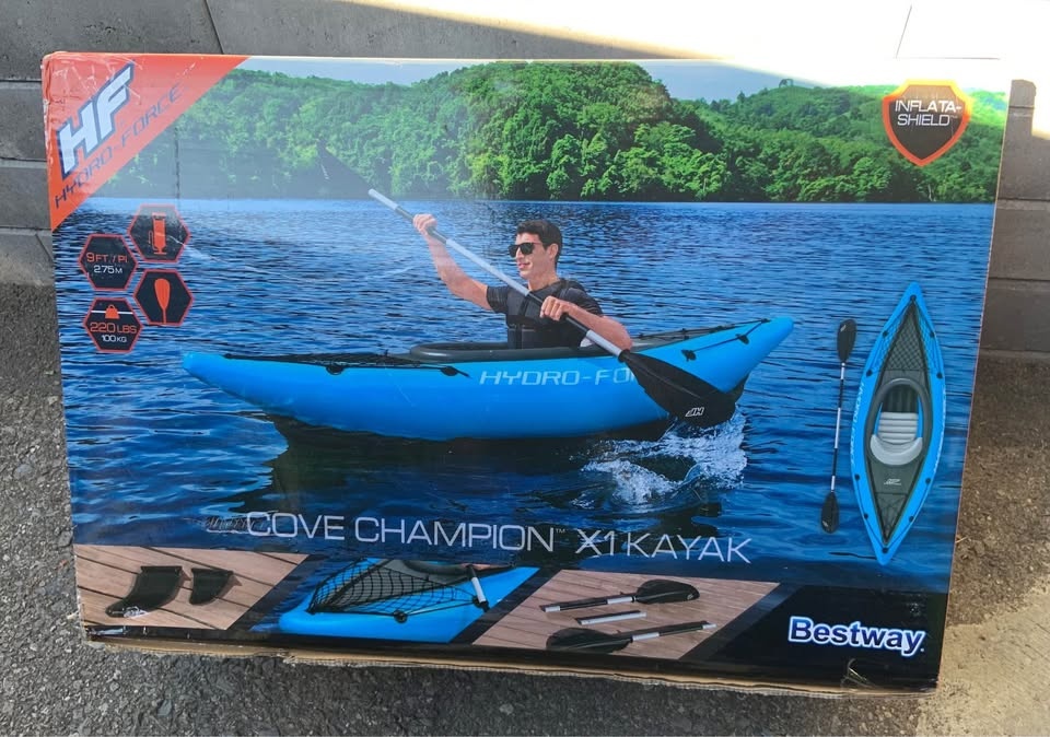 Kayak w/paddle new in box - photo 4