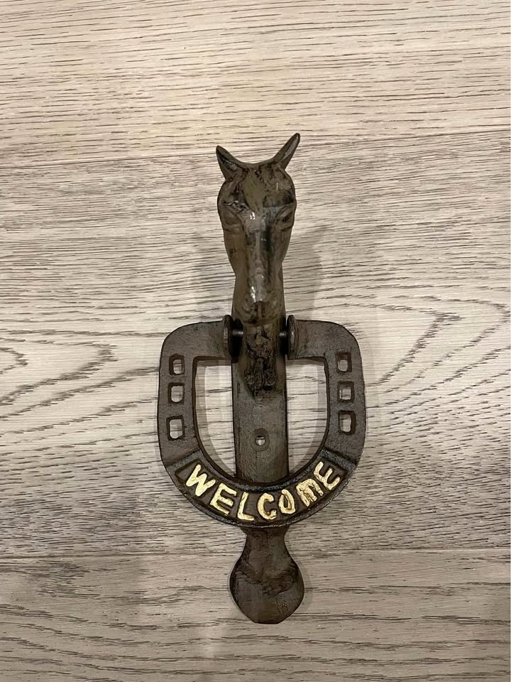 Cast Iron Horse Head Door Knocker - Rustic "WELCOME"