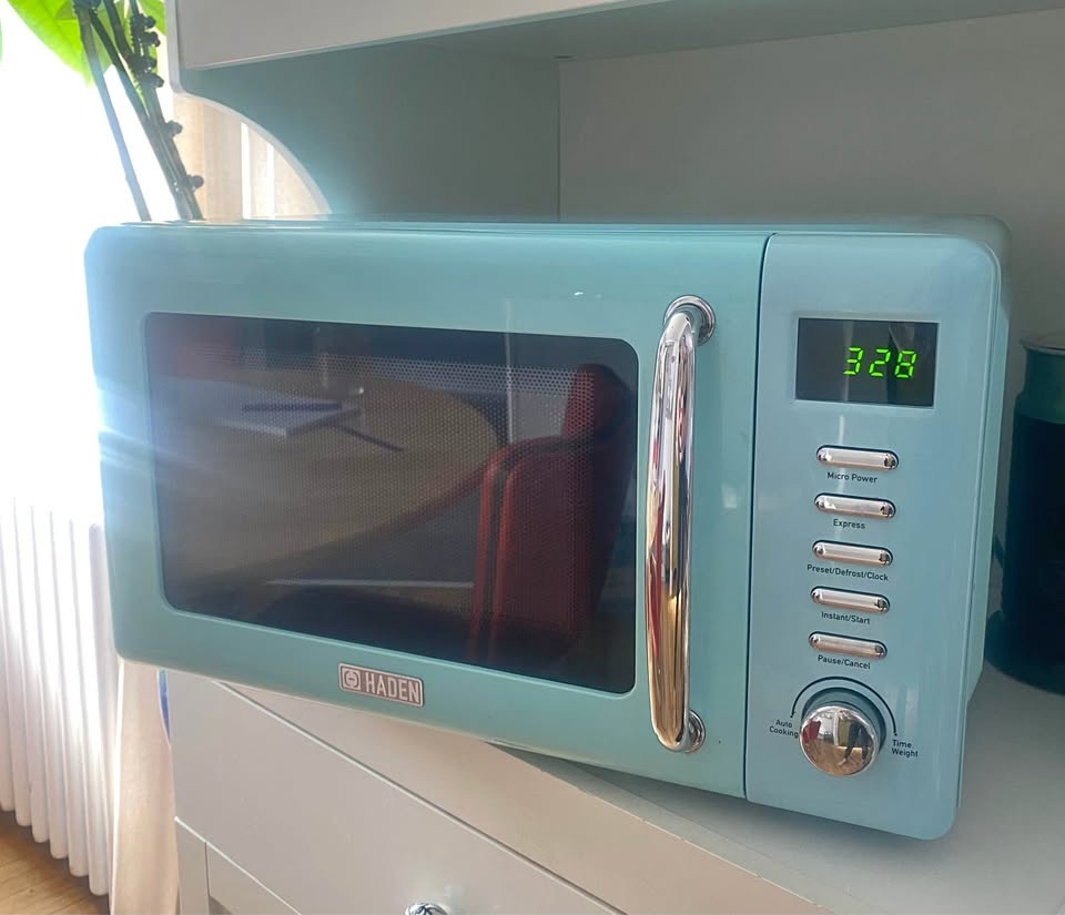 Retro Microwave