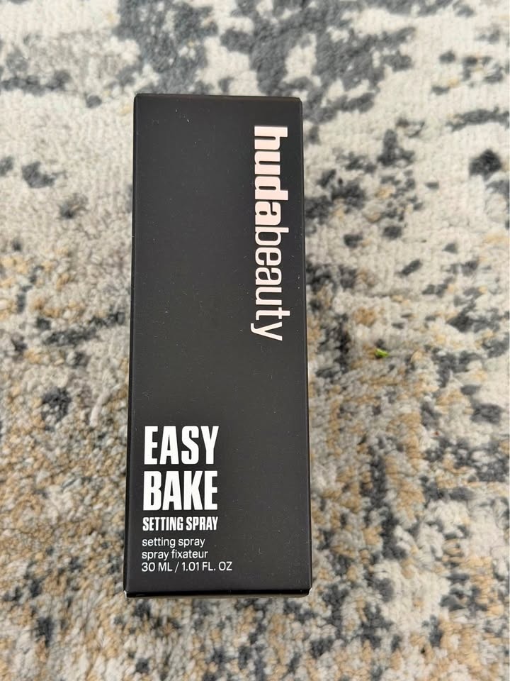 HUDA BEAUTY Mini Easy Bake Setting Spray