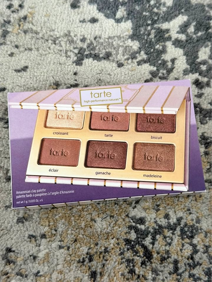 tartelette Amazonian clay travel palette