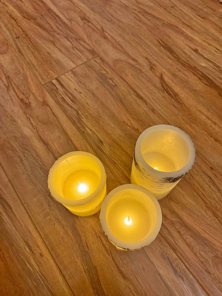 Fake light up candles