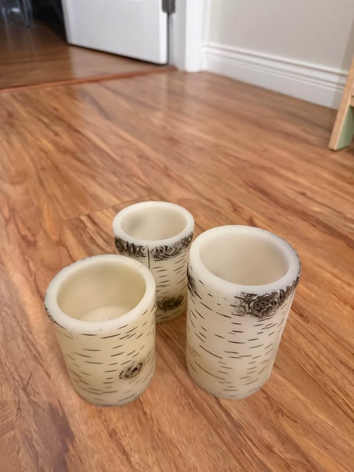 Fake light up candles - photo 2
