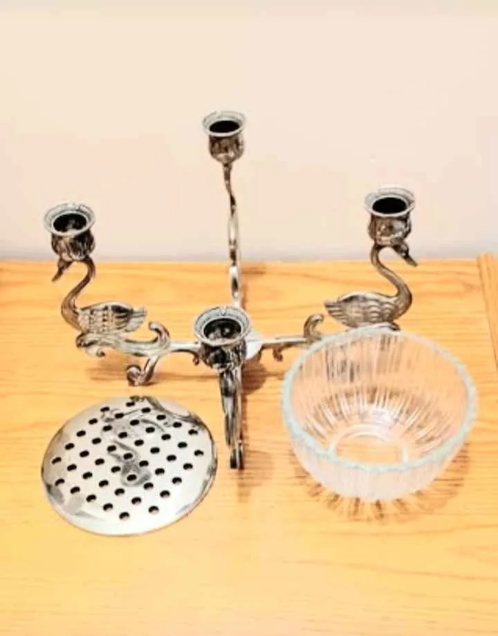 Centerpiece Silver Plated 4 Swan Candelabra & Flower Frog image indicator(5)