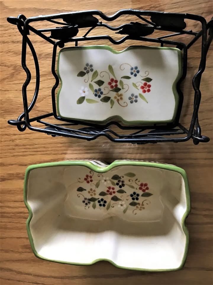 Temptation Ovenware by Tara - Petals 1 Qt Baker Trivet & Basket - photo 3