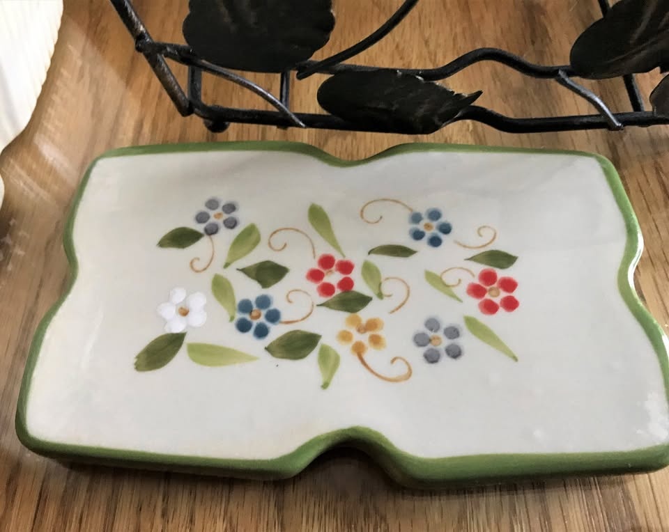 Temptation Ovenware by Tara - Petals 1 Qt Baker Trivet & Basket - photo 5