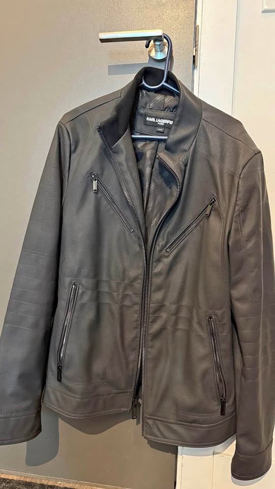 Karl Lagerfeld Paris jacket