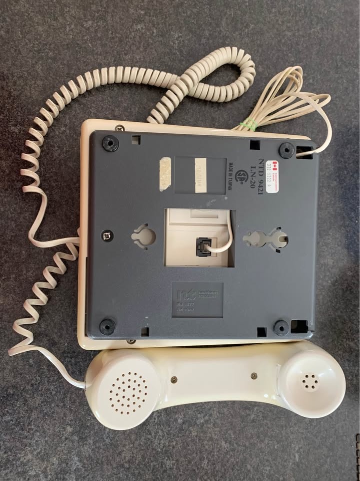 Northern Telecom Phone - photo 3