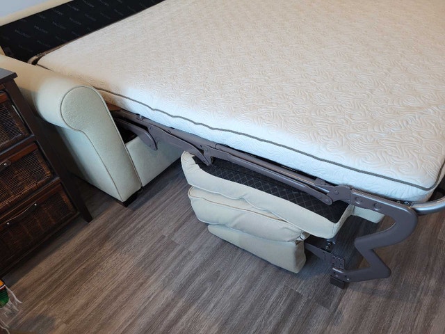 Like New Paliser Sofa Bed - Super Double Sleeper - photo 5