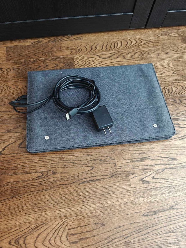 15" Portable Monitor - photo 2