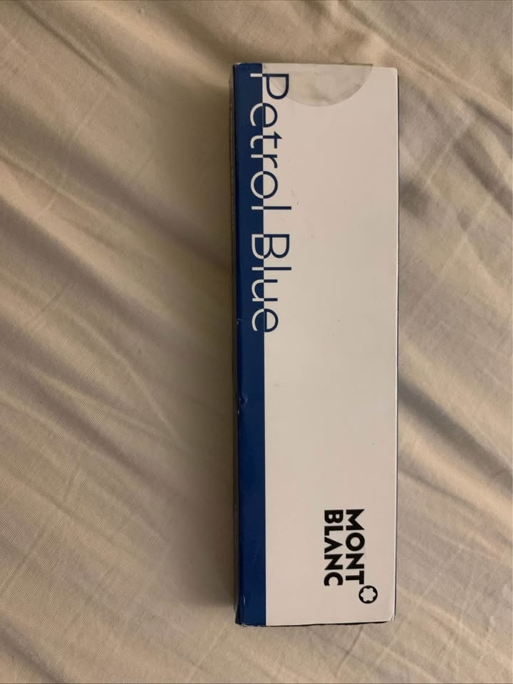 Montblanc Meisterstück Le Petit Prince Special Edition Ballpoint - photo 3