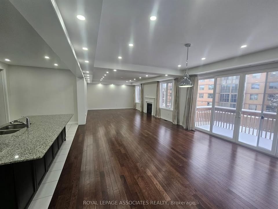 5 Beds 5 Baths House - photo 3