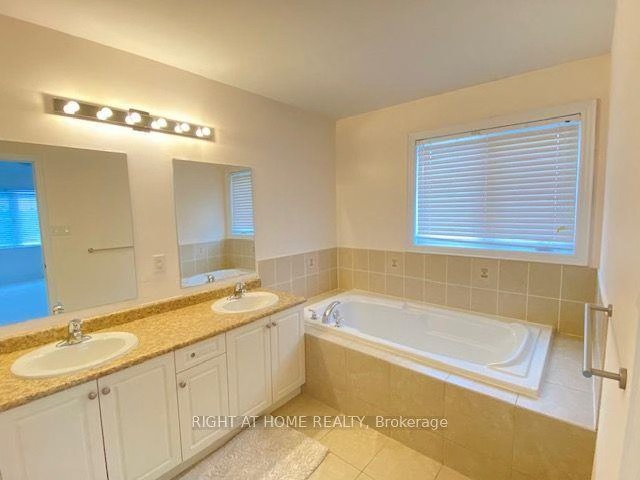 4 Beds 4 Baths Townhouse - photo 5