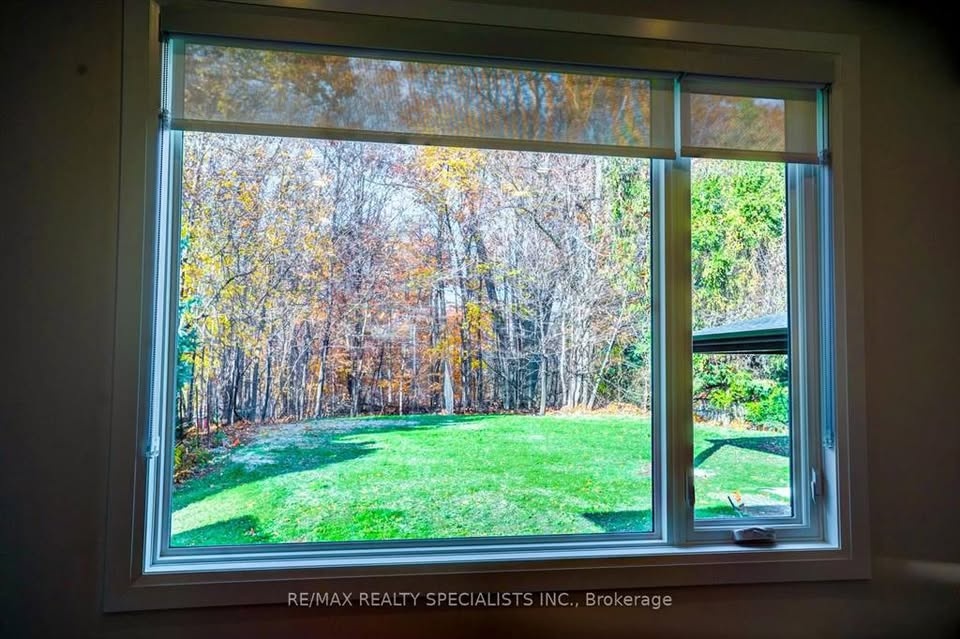 4 Beds 3 Baths House - photo 5
