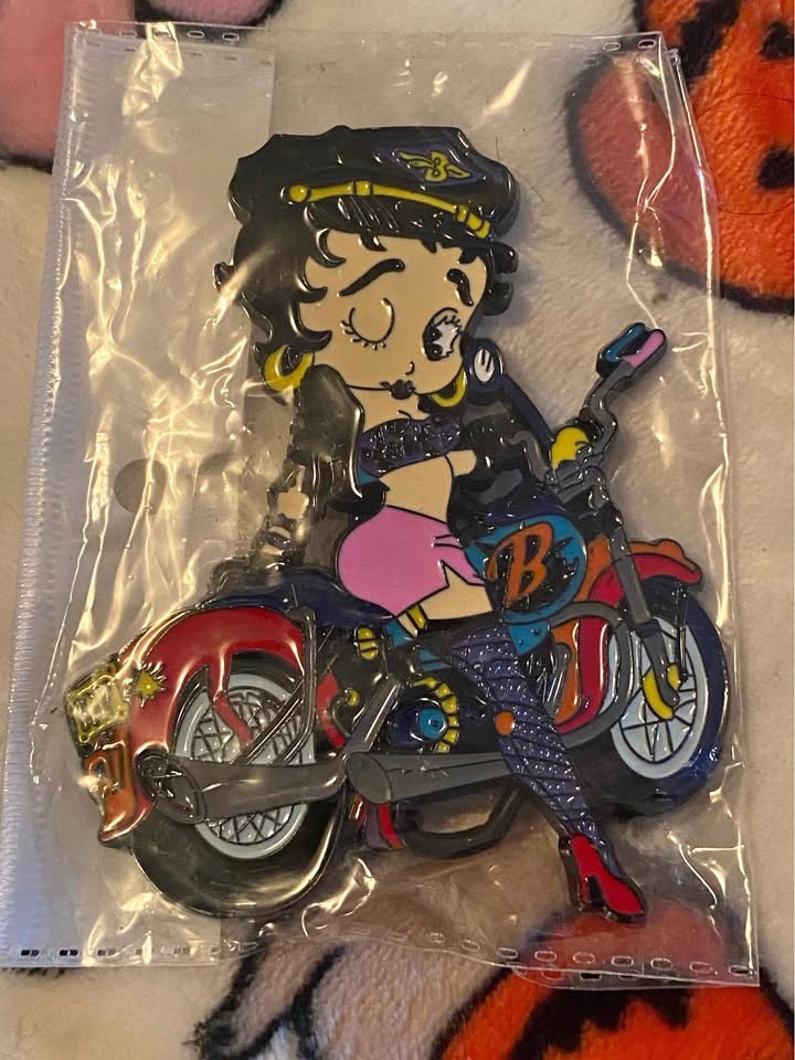 Deadstock Vintage Betty Boop Metal Belt Buckle
