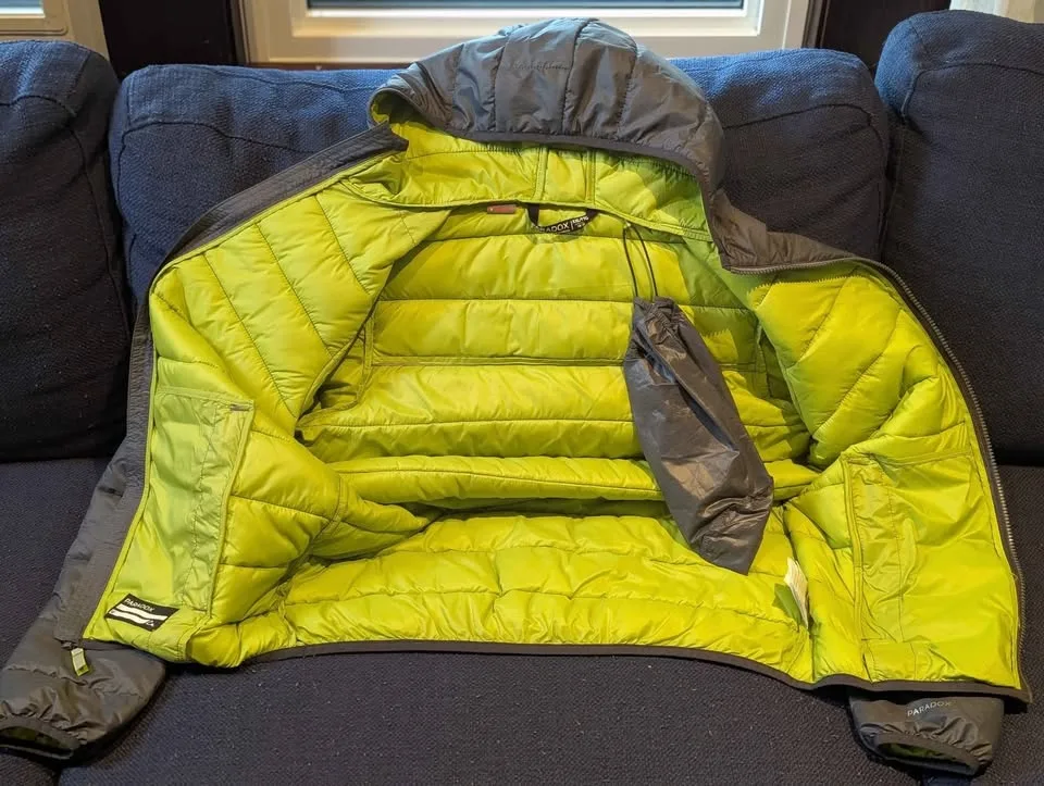 Women's puffer jacket - paradox image indicator(3)