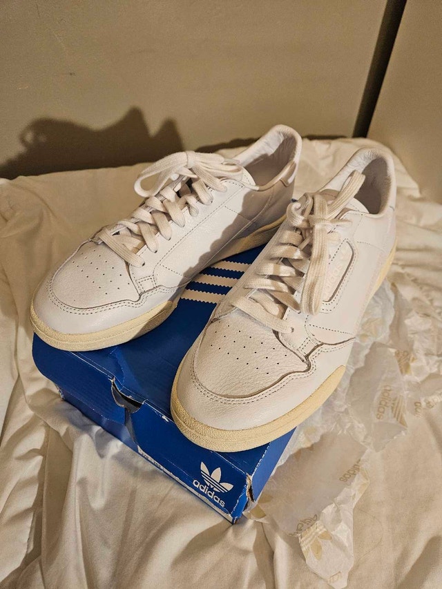 White Adidas Continental 80 - Size 9 US Mens - photo 2