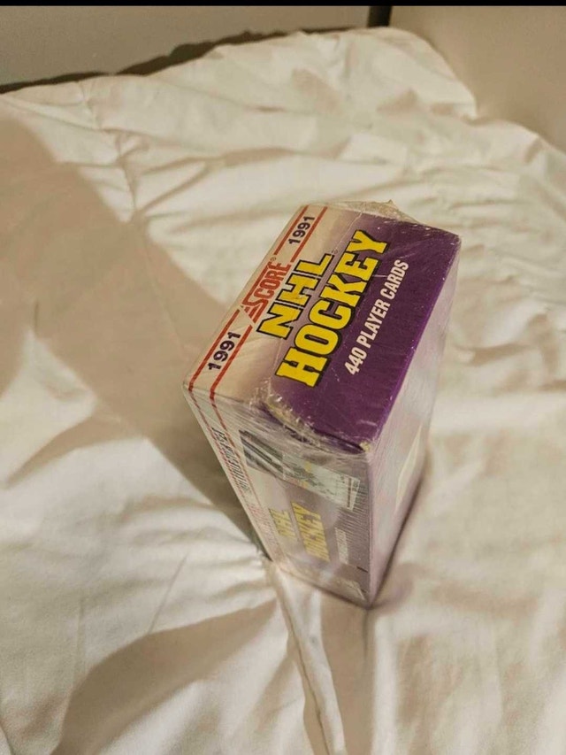 1991 Score NHL Hockey Collector Set – 440 Cards – Factory Sealed - photo 2