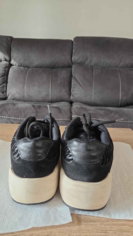 Zara Black Chunky Sole Sneakers - Size 8 - photo 2