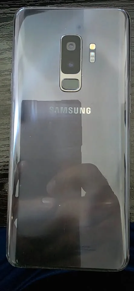 Samsung Galaxy S9 + PLUS image indicator(2)