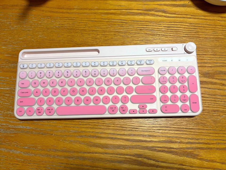 Bluetooth Keyboard with Cover
