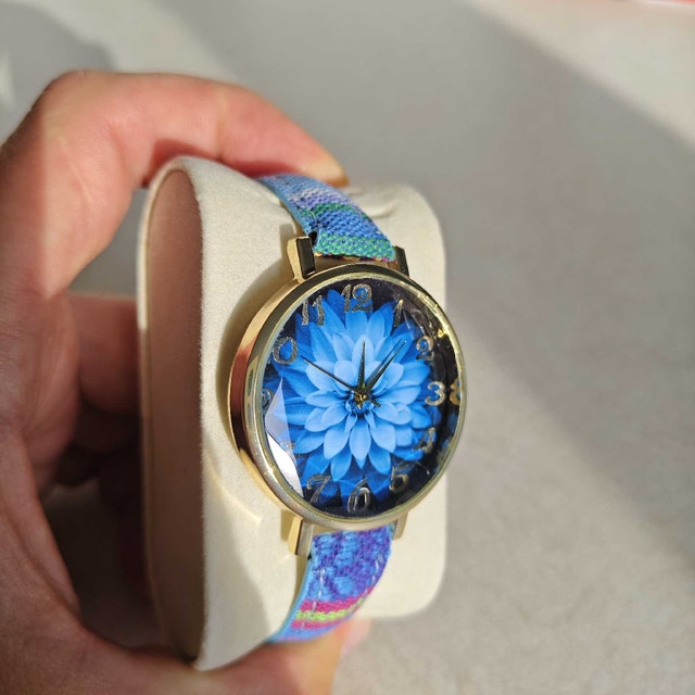 Beautiful Blue Flower Women's Classic Watch - photo 2