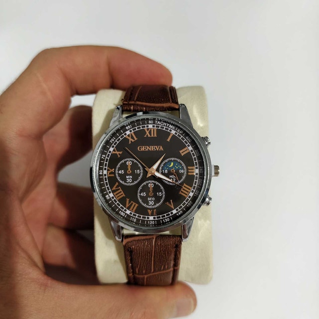 Elegant Classic Men’s Watch – Classic Style ⌚