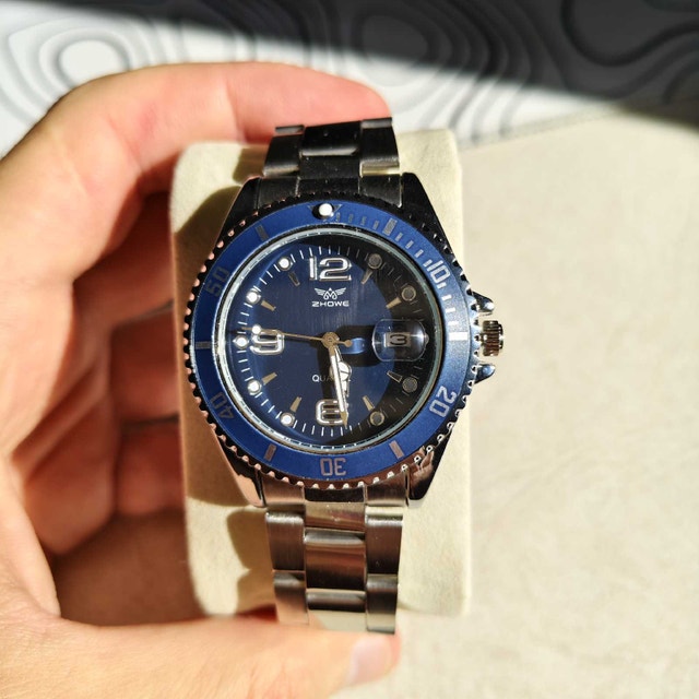 Beautiful Classic Blue Dial Metal Watch - photo 2