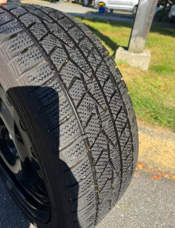 Set of 4 Winter Tires with Rims - 5x105 Bolt Pattern - photo 3