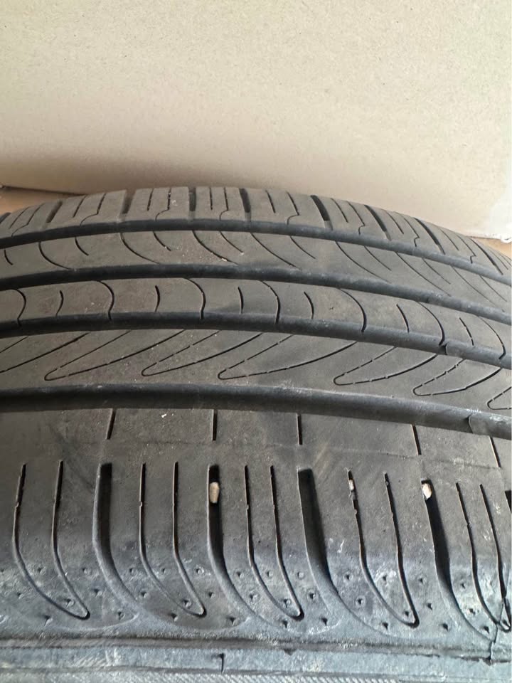 2 x tire with Rims - 205/60R16 Great condition - photo 2