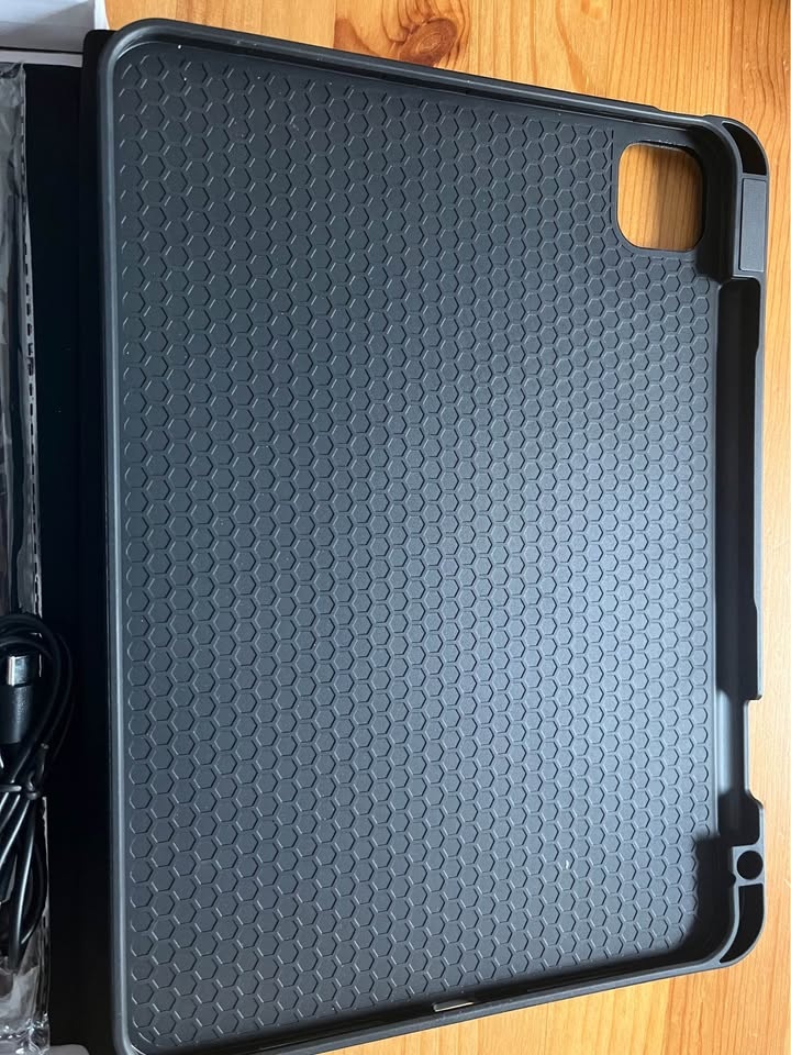 TiMOVO Keyboard Case for iPad Pro 11 inch - photo 3