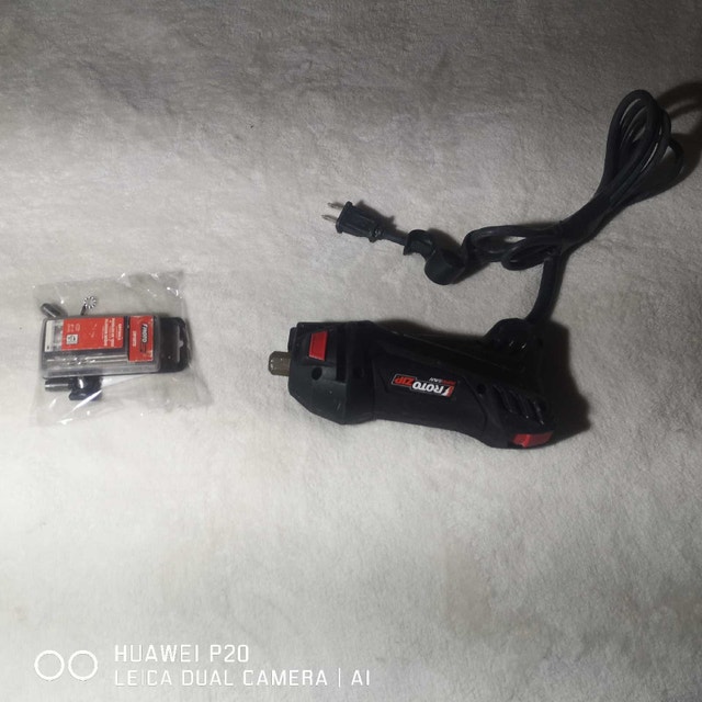 Rotozip 5.5Amp with 20+ Bits and Collets - photo 2