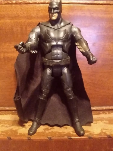 2015 Mattel Batman Dark Knight 7" Action Figure Loose - photo 2