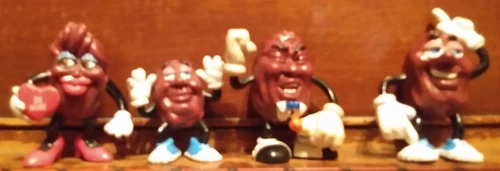 Lot of 4 Vintage 1987 California Raisins Figures