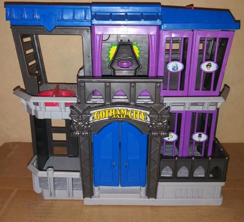 Imaginext Fisher Price DC Comics Batman Gotham City Jail Playset