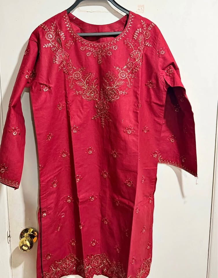 Red Embroidered 3-Piece Suit – Brand New | Size Medium