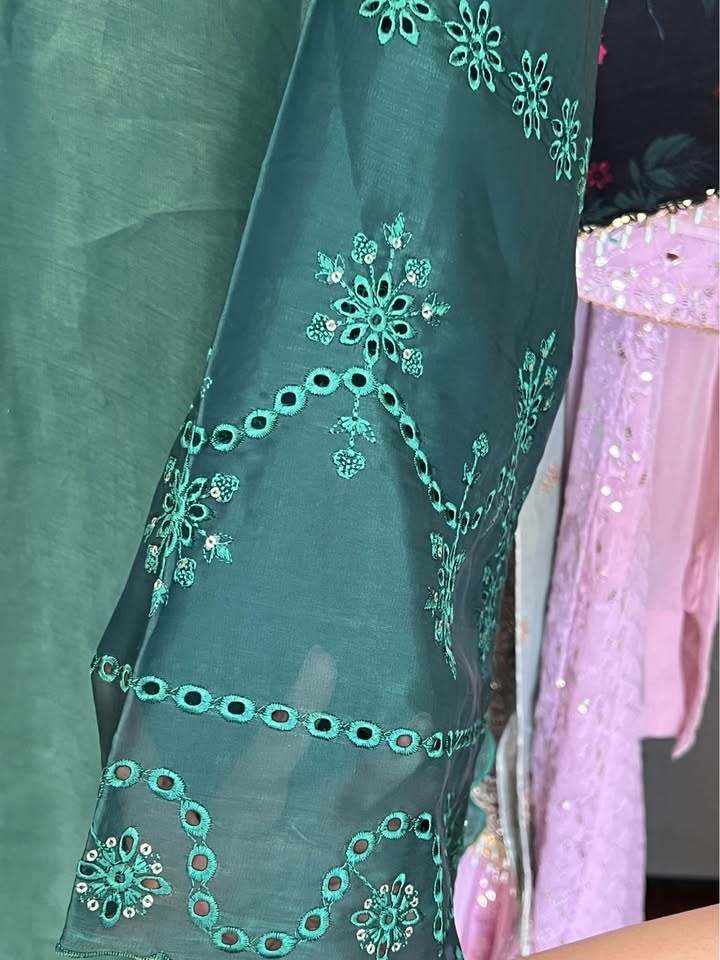 Beautiful Sheesha Silk 3 Pcs Suit with Cutwork & Embroidery - photo 3