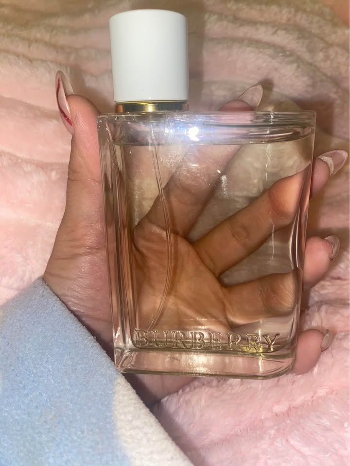 CLEAROUT FRAGRANCE — READ DESC 🩷 - photo 3