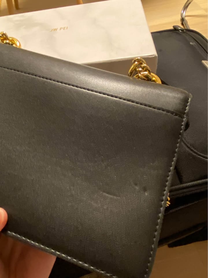 JW Pei Black bag - photo 4